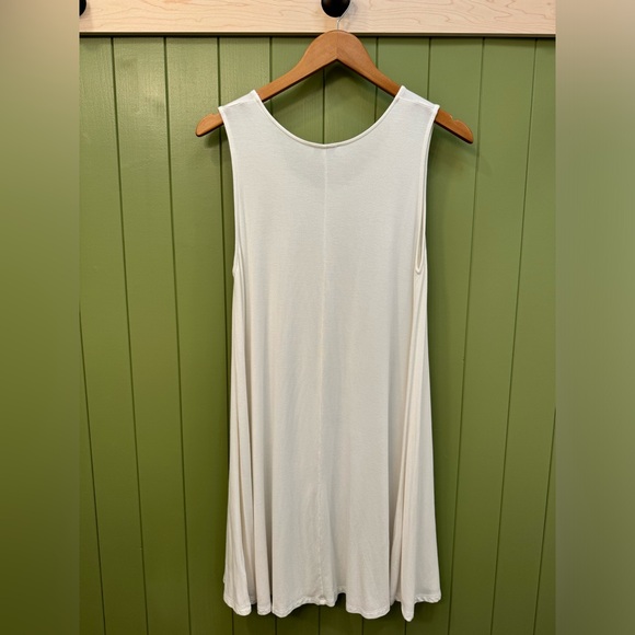 ARITZIA TALULA dress - Picture 2 of 4